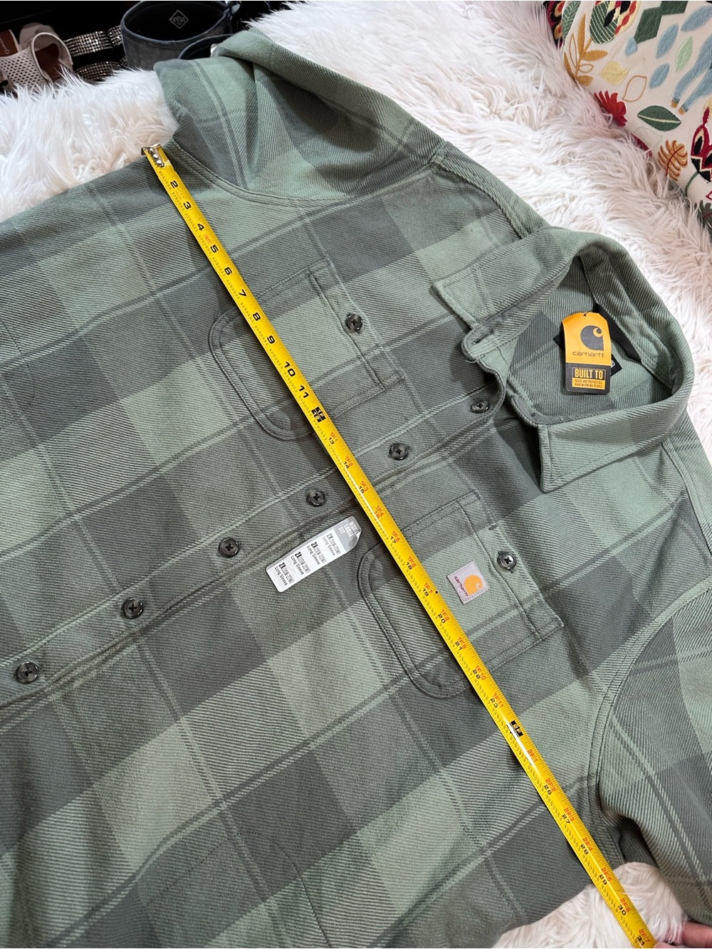 Carhartt • Women’s Loose Fit Cotton Twill Plaid Shacket - Picture 12 of 13